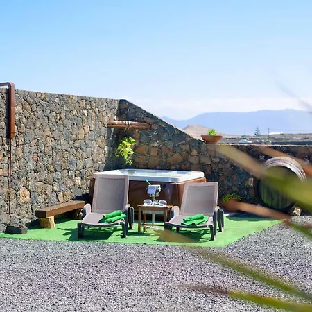 4 Nobles Apartmán Tinajo