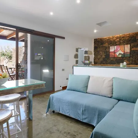 4 Nobles Apartamento Tinajo