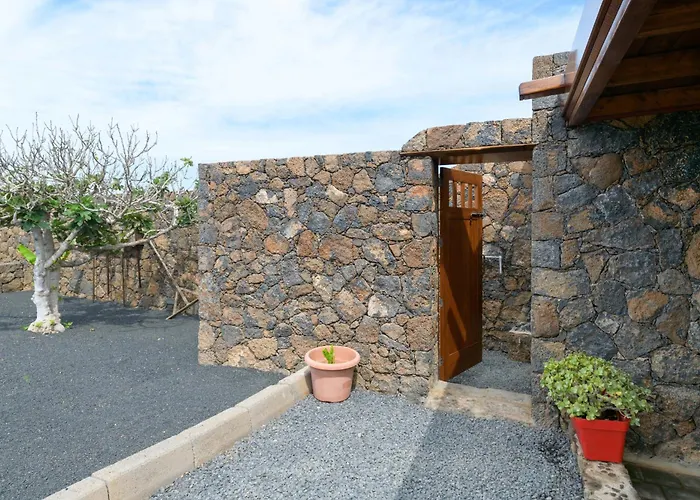 4 Nobles Apartmán *