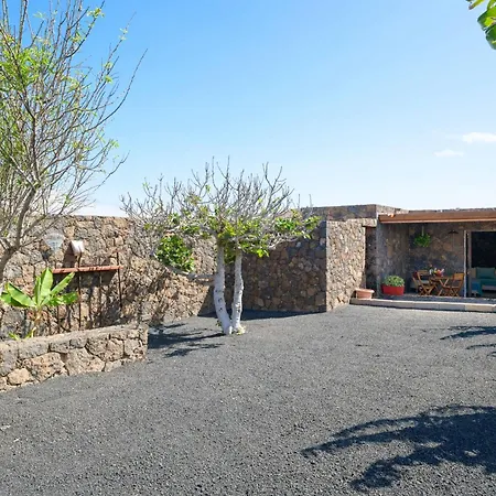 Apartment Los 4 Nobles Tinajo